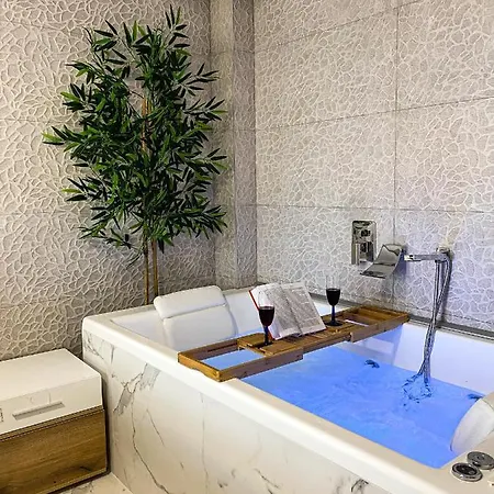 Seafront Oasis דירה *