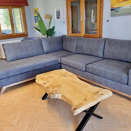 Seafront Oasis Apartment