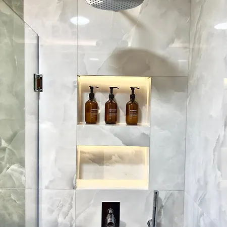 Seafront Oasis Lägenhet *